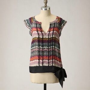 EUC {Odille · Anthro} Silk! Navy Blue Pink Pleated V Lace Blouse Top | Medium